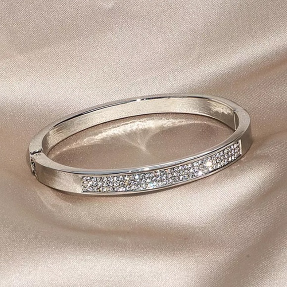 Silver Cubic Zirconia Cuff Bracelet Bangle - Picture 1 of 6